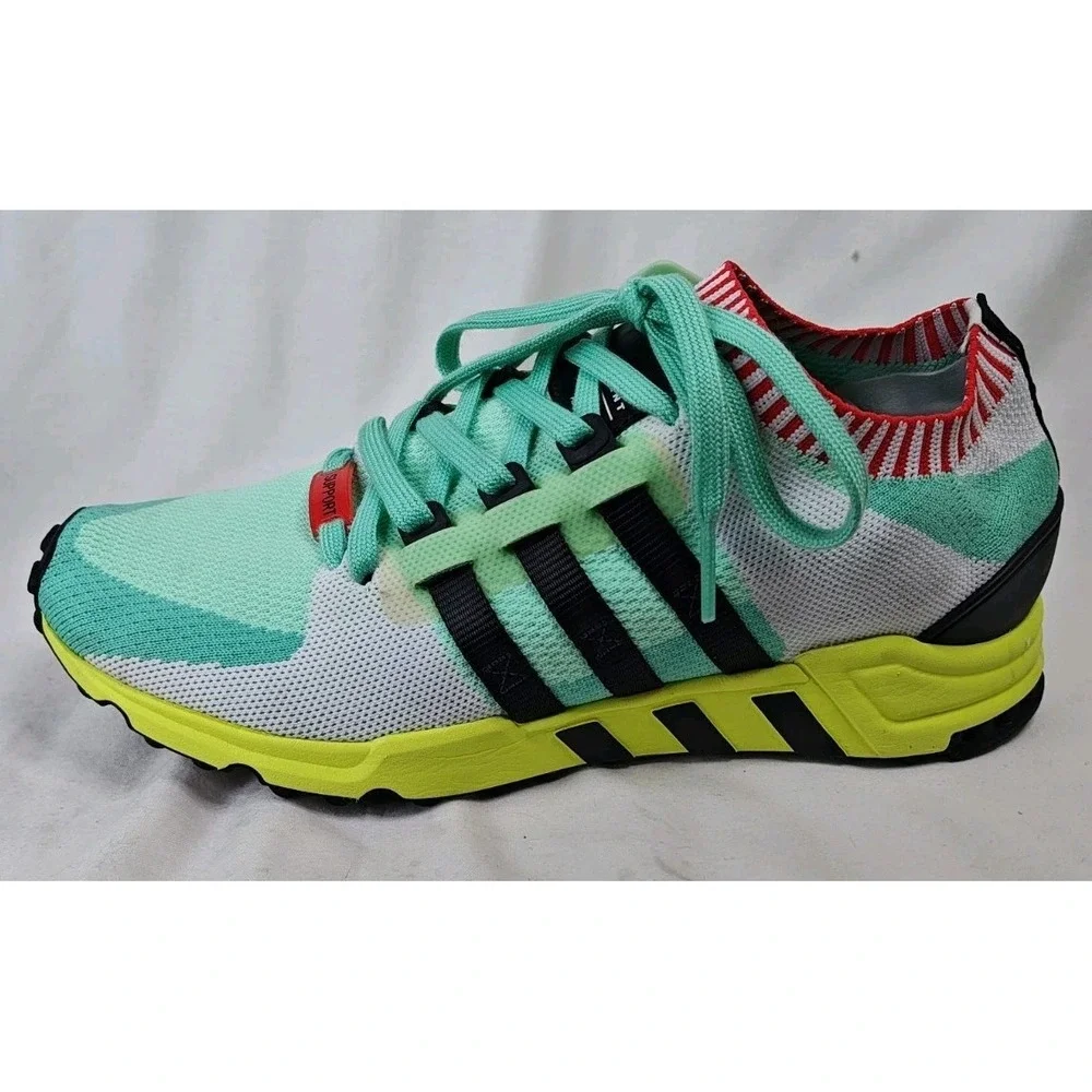 adidas holes size torsion
