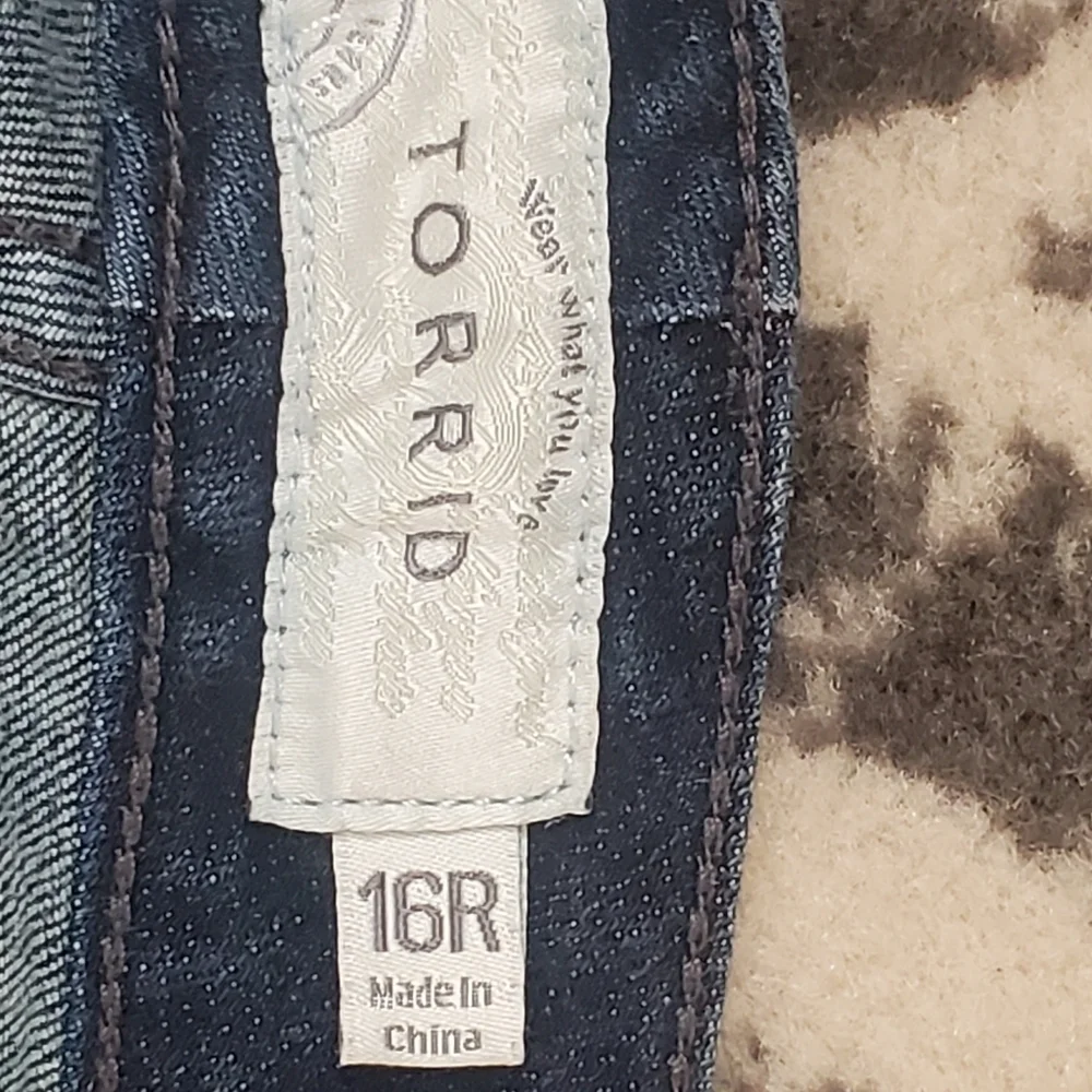 torrid 16r dark