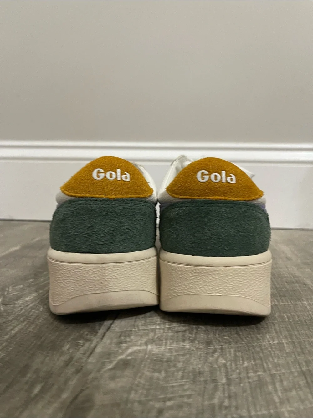 Gola white sneaker