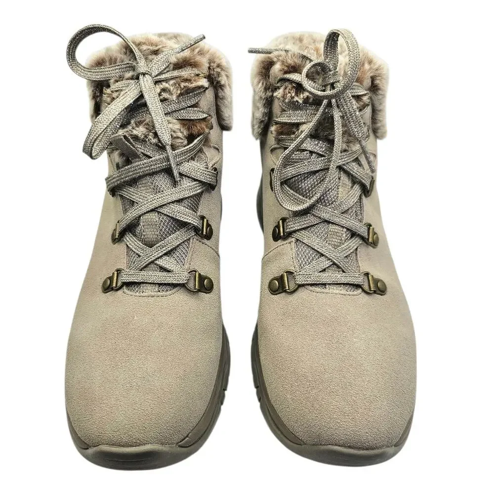 Skechers taupe trego