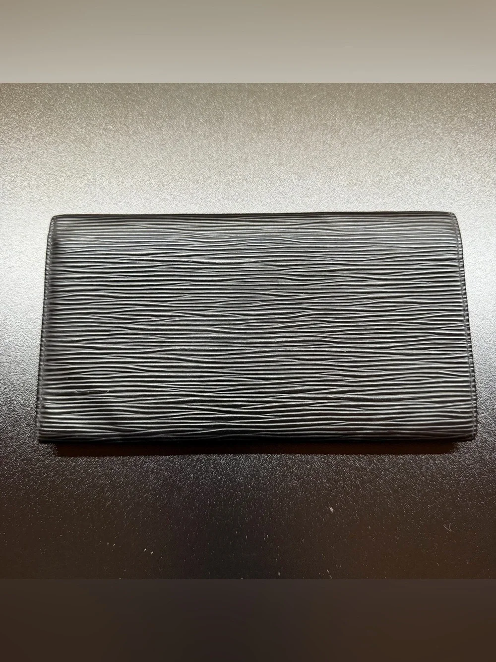 Louis Vuitton 100% authentic