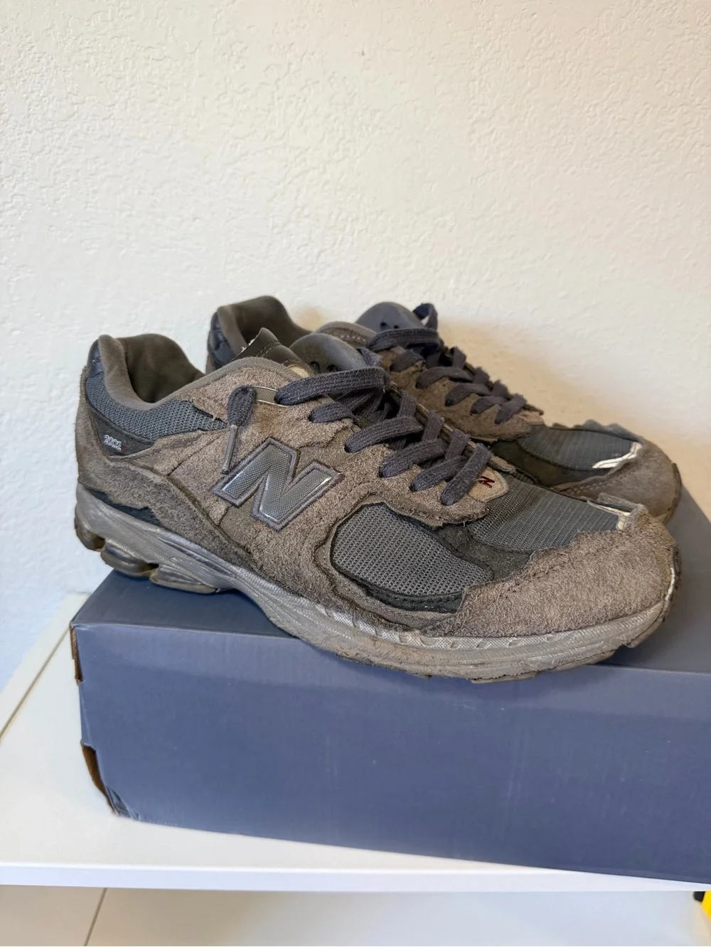 New Balance selling pair