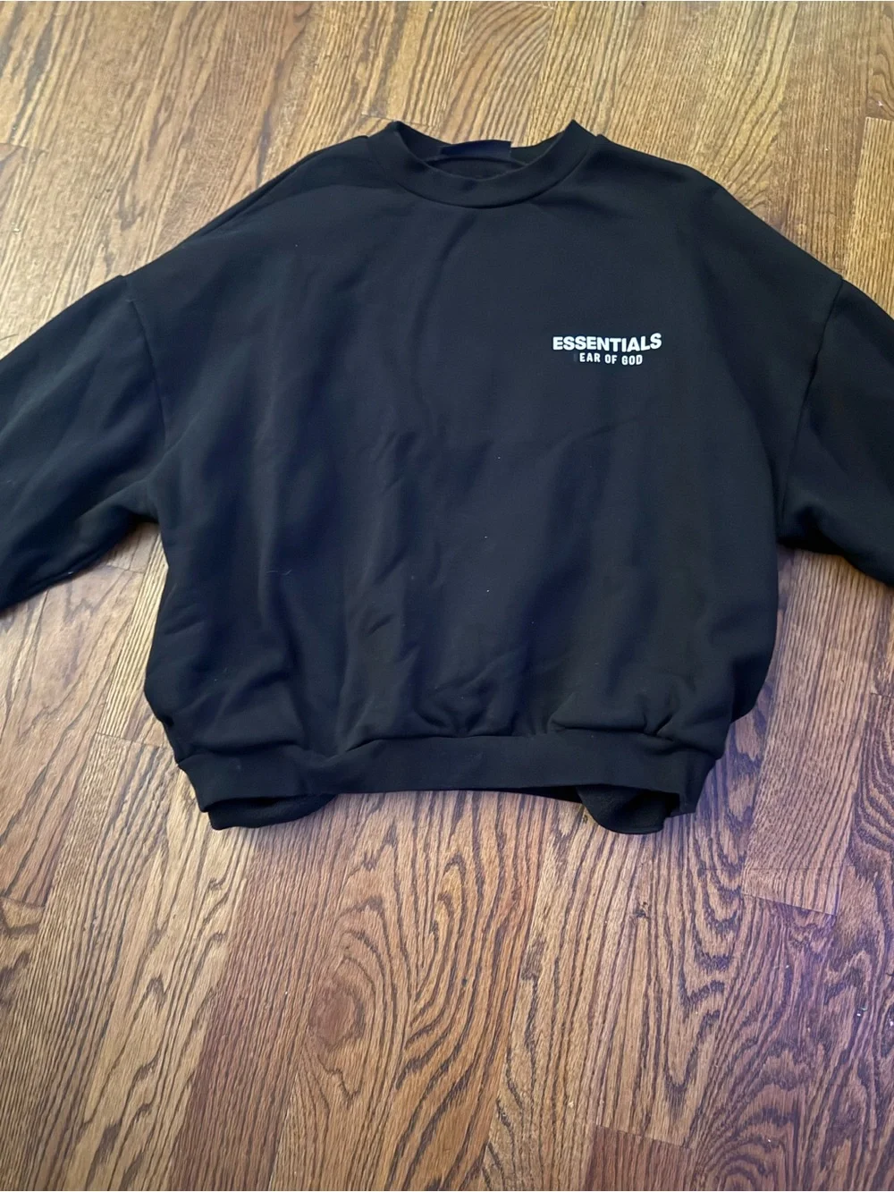 ESSENTIALS Men’s Black Crewneck Sweatshirt with pockets