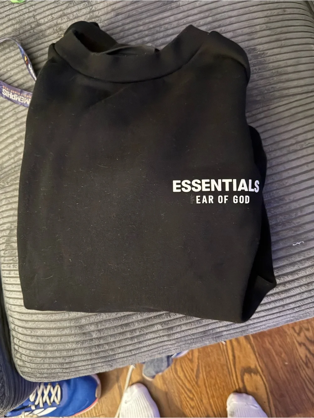 Essentials classic black