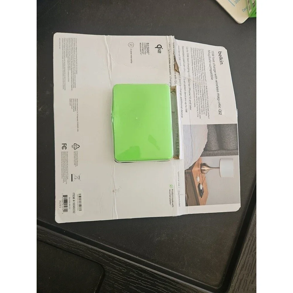 Belkin Boost Charge Pro 2-in-1 Qi2 Magnetic Wireless Charging Pad for iPhone