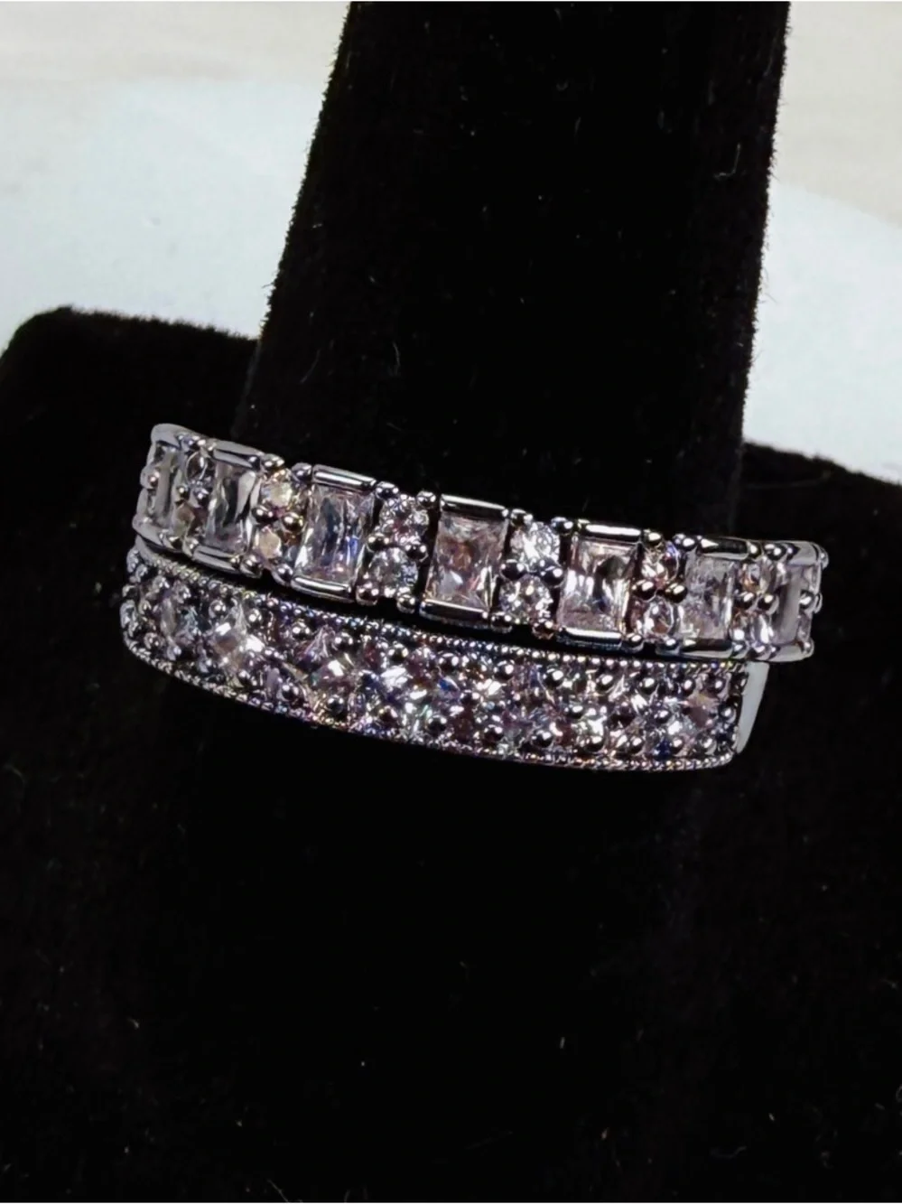 Bomb Party stackable band