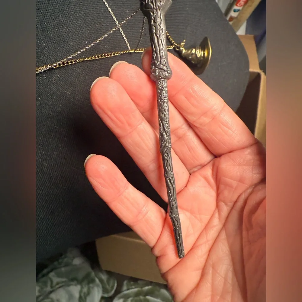 Craft charming necklace