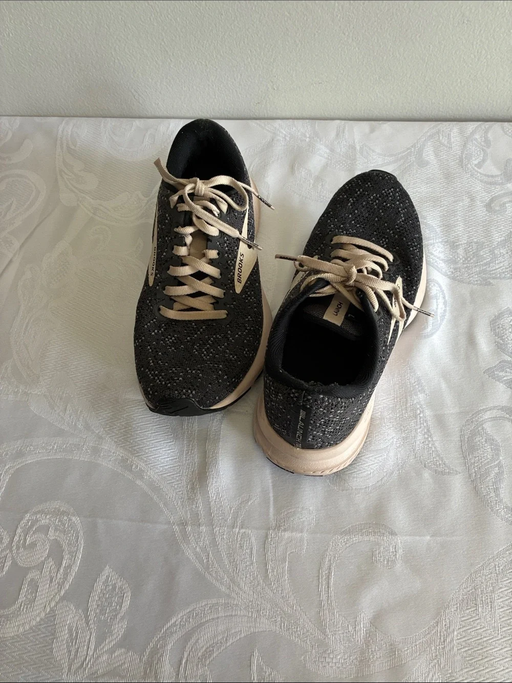 Brooks lightweight athletic