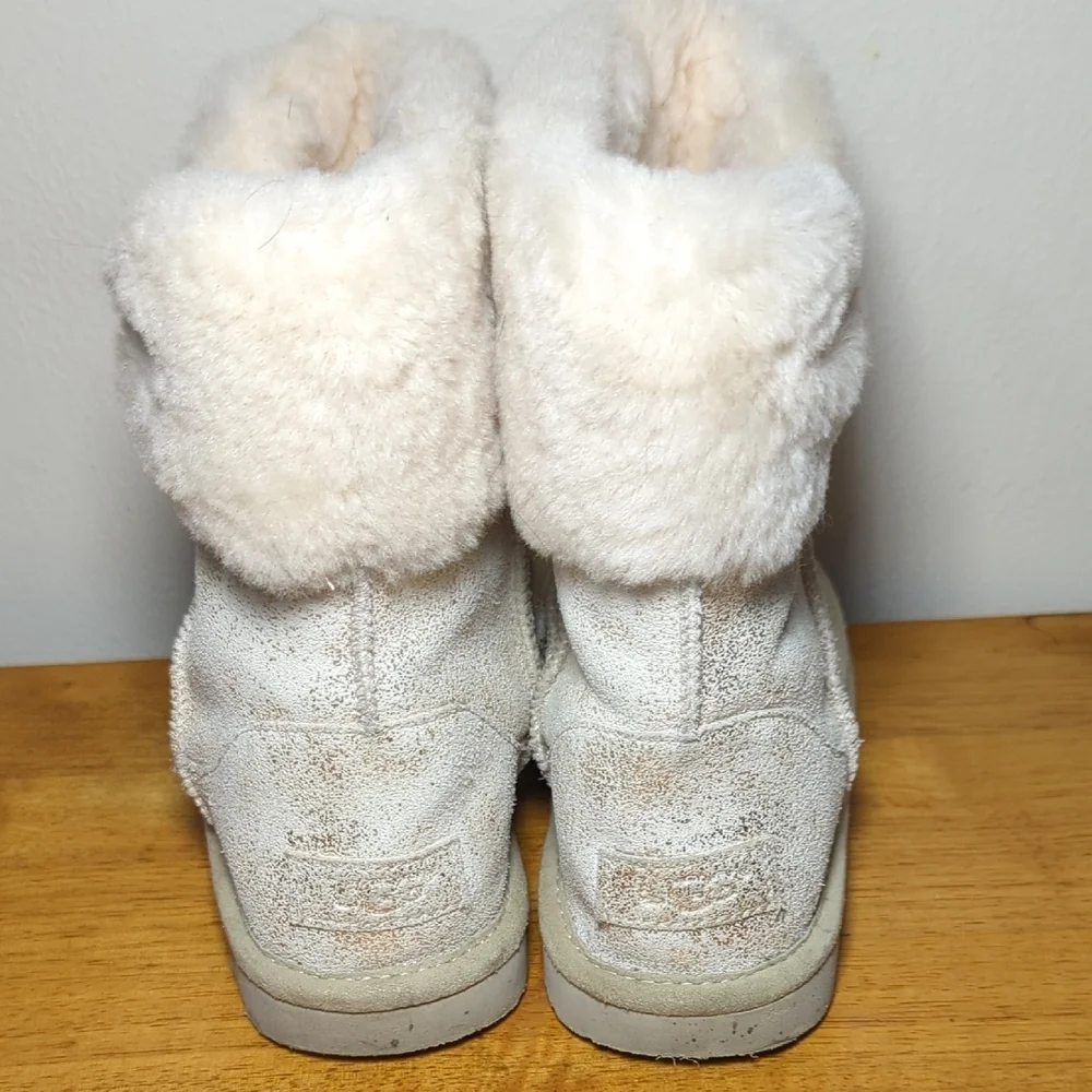 UGG smoke boots