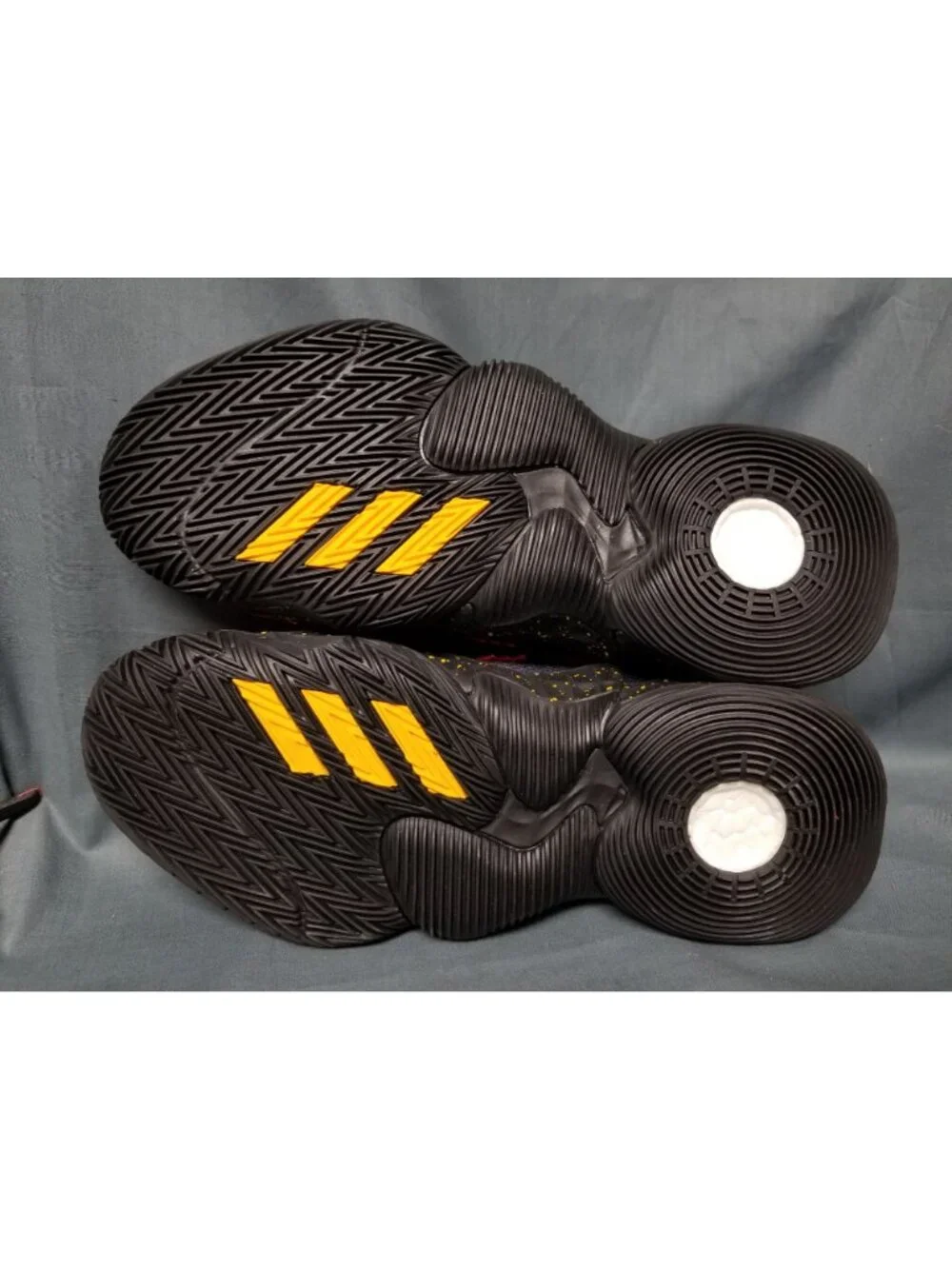 Adidas Trae Young 1 Atlanta Hawks Black/Red/Yellow GY3772 Mens Size 8 NEW NO BOX