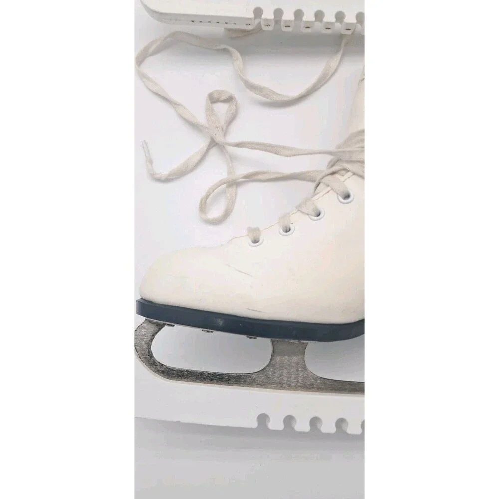 CCM leather 11