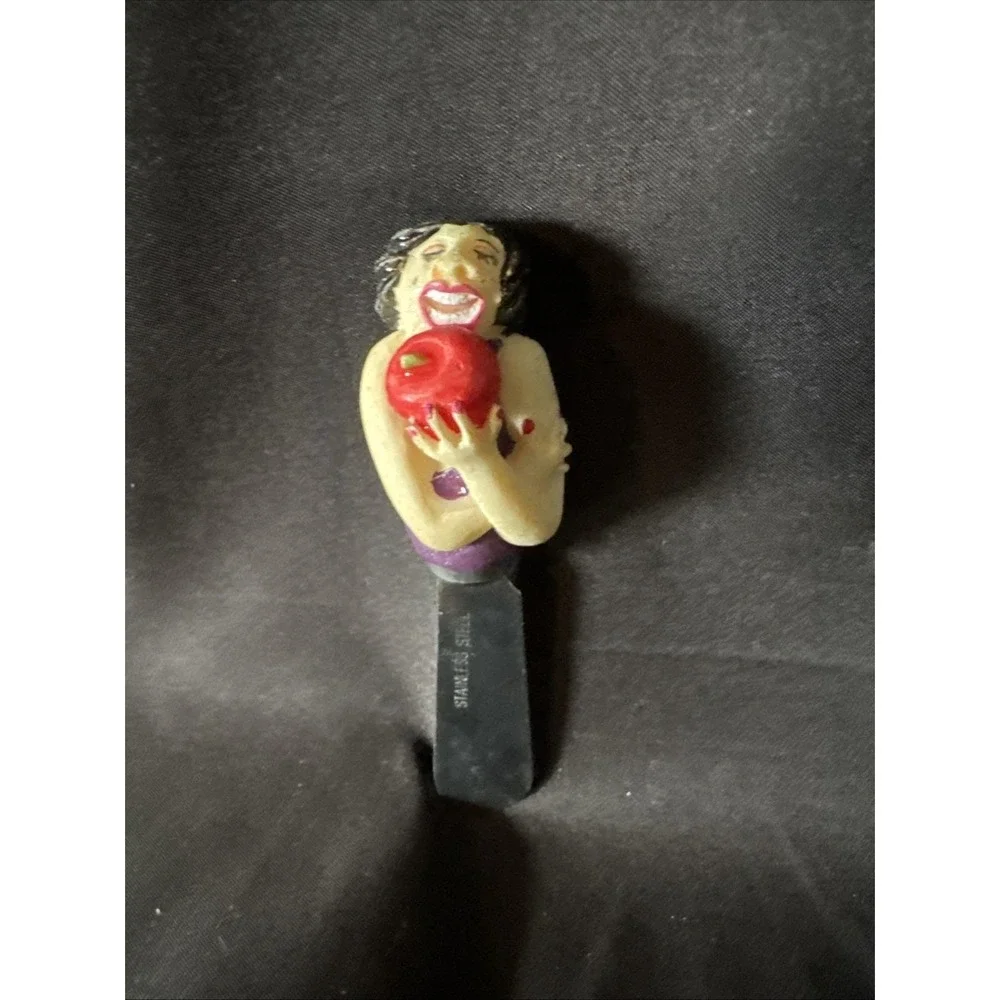 Boston Warehouse estate find