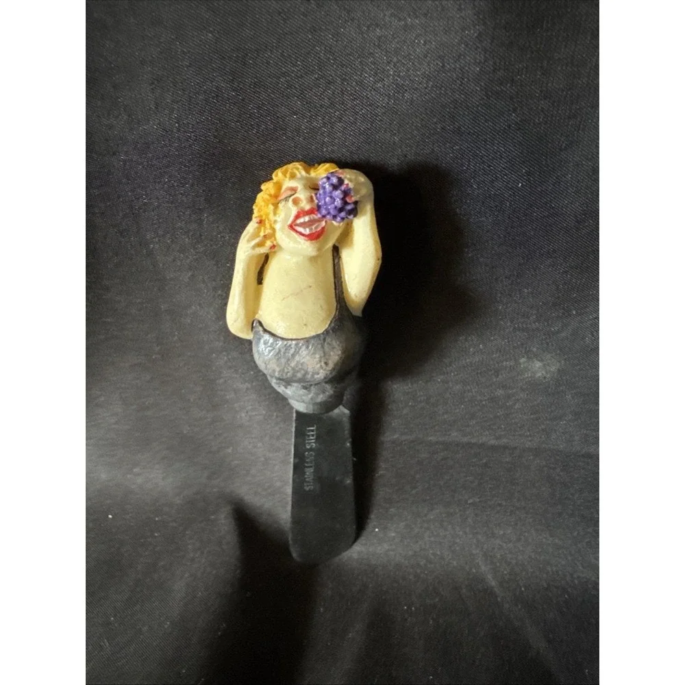 Boston Warehouse estate find