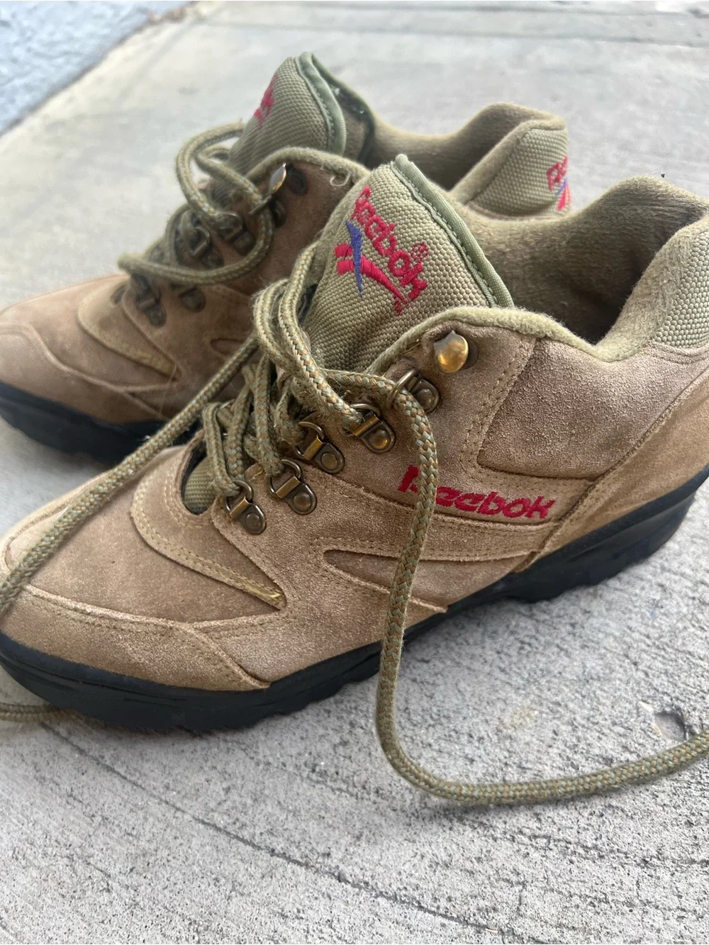 Reebok sturdy suede
