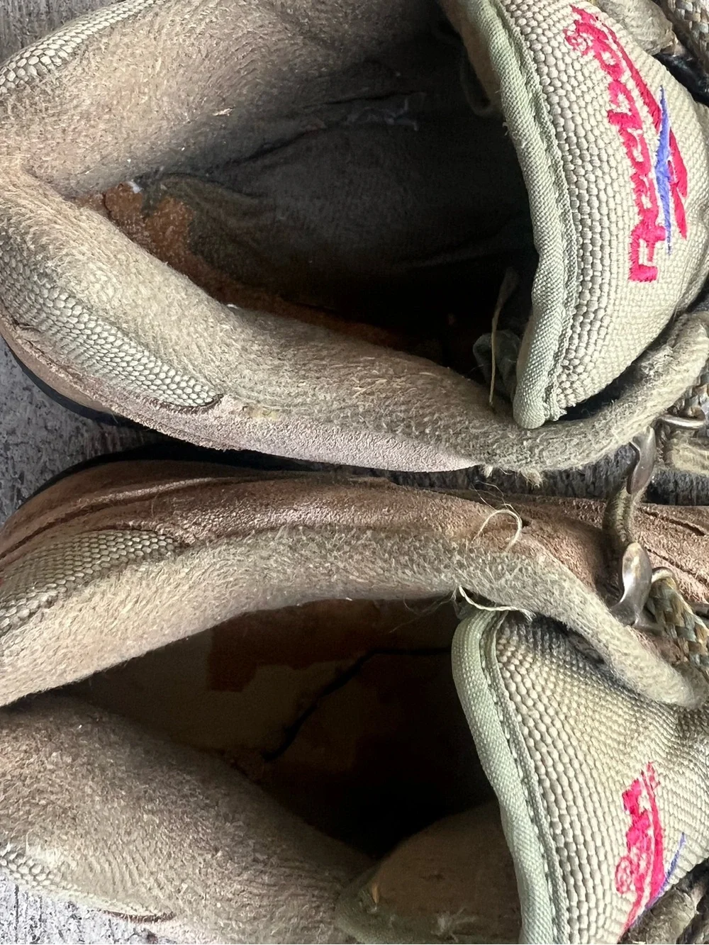 Reebok sturdy suede