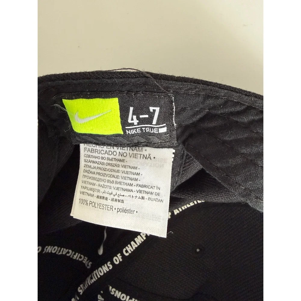 Nike Kids Snapback Hat Black White Logo Size‎ 4-7 Adjustable Cap Polyester