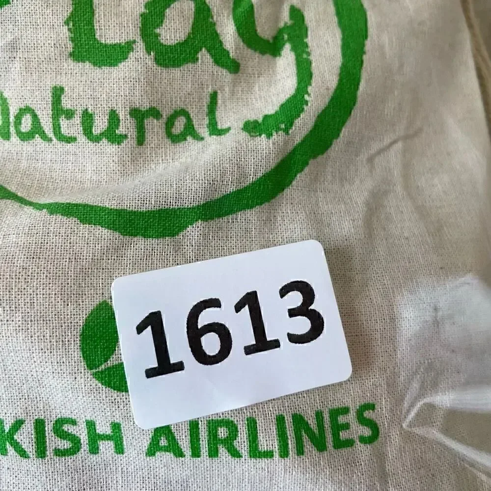 No Brand nwt airport
