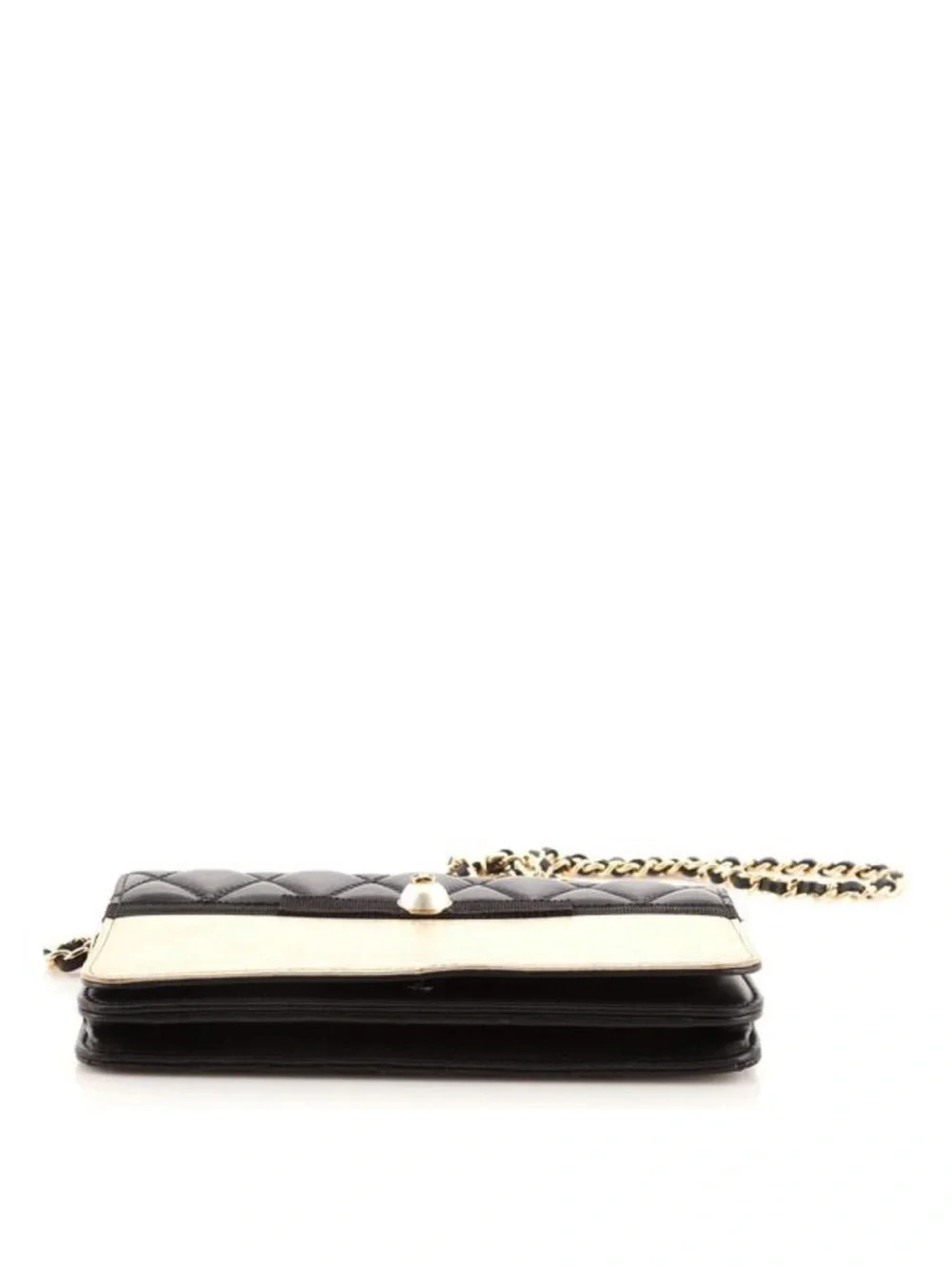 CHANEL elegant black