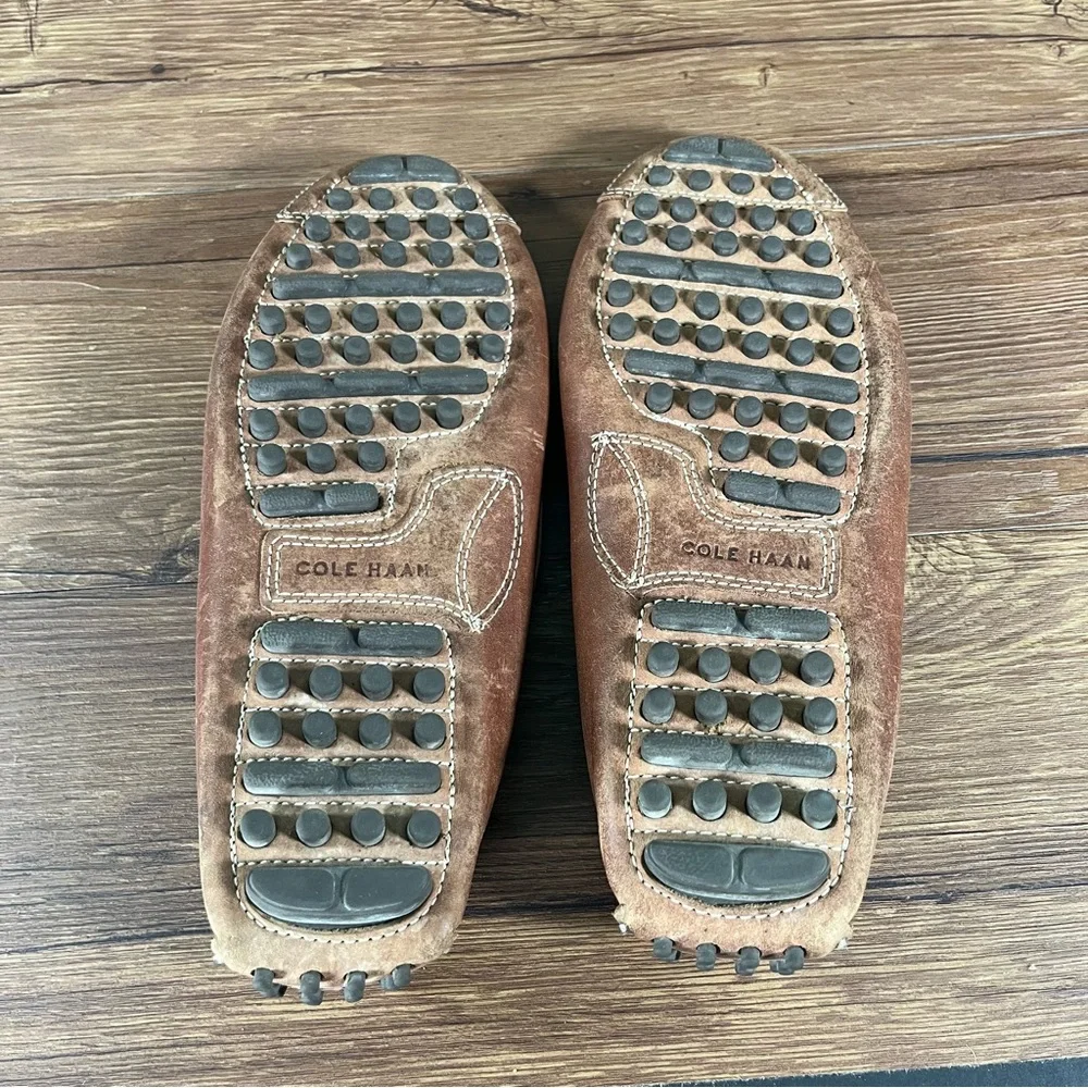 Cole Haan ships within