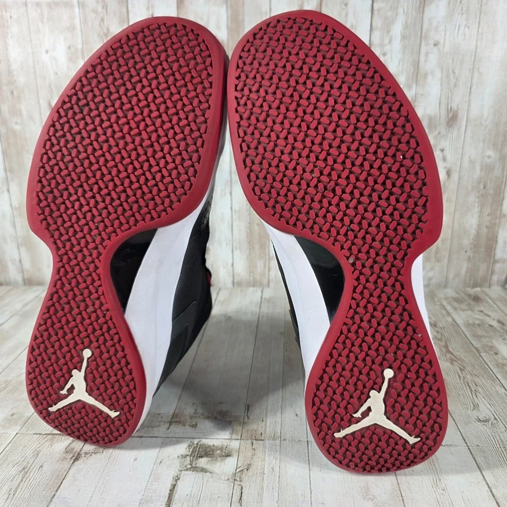 Jordan BMo Mens‎ Black Gym Red White Basketball Shoes 454043-004 Size 12