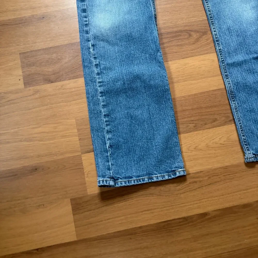 Men's Levi's Strauss Signature Bootcut Light Wash Denim Blue Jeans Sz 32 x 34