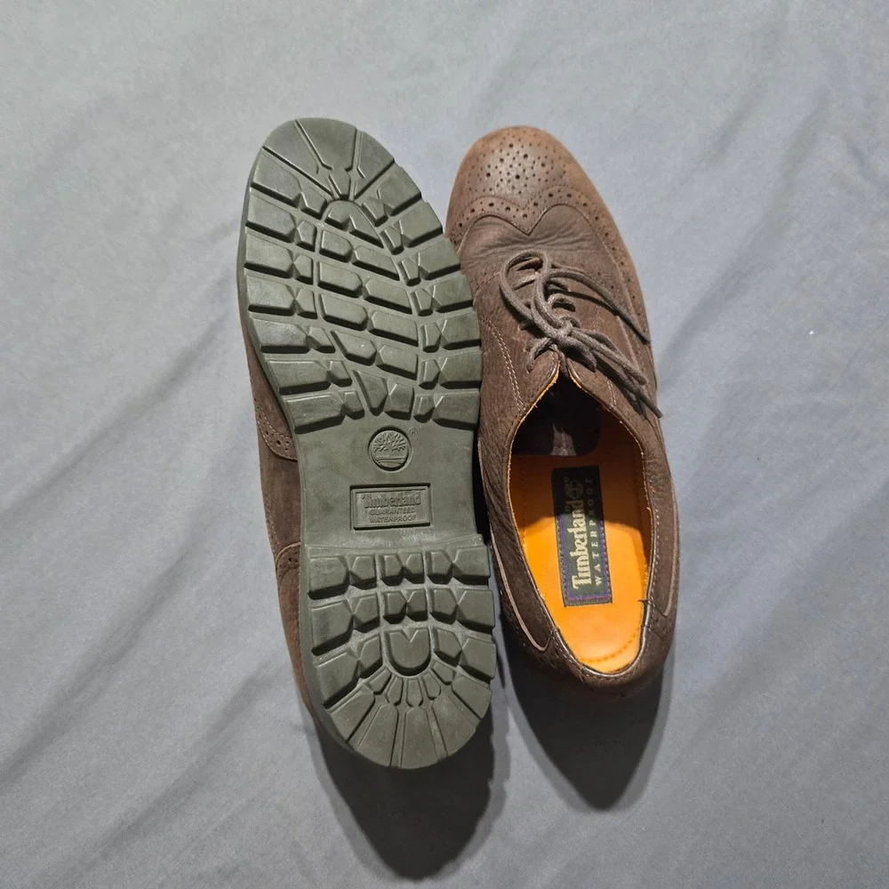 Timberland Wingtip Oxford Mens 9W Brown Leather Waterproof Lug Sole 96090