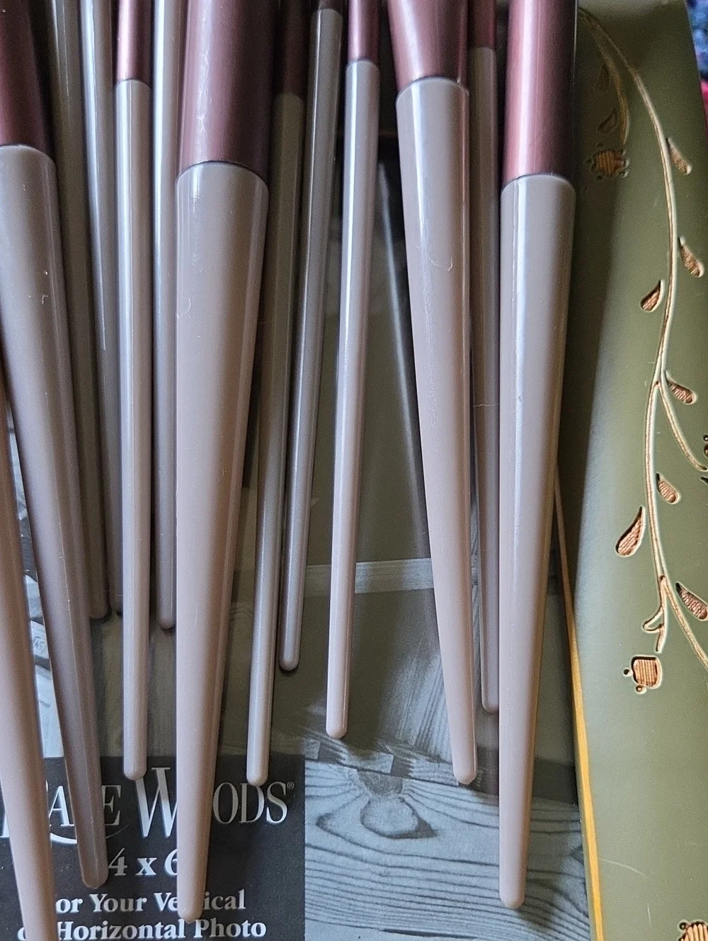 13 Piece Makeup Brush Set. NIP.