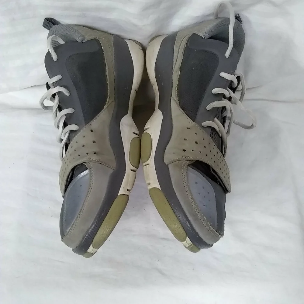 Nike men sneakers