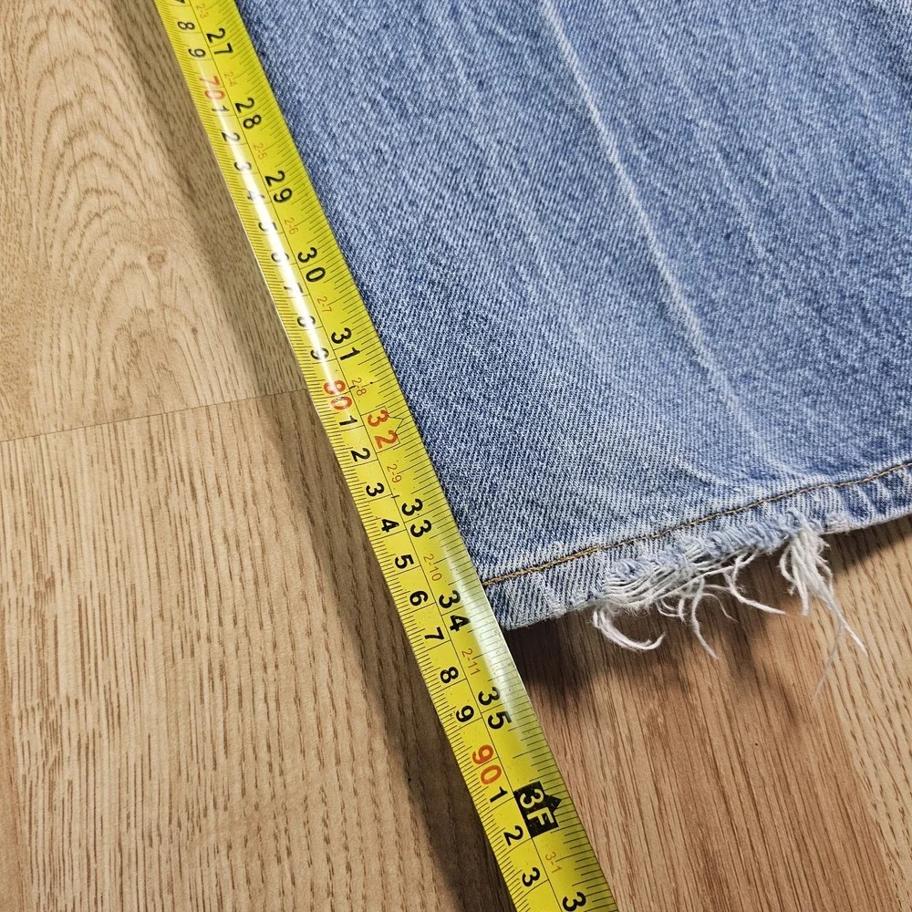 Levis check pictures