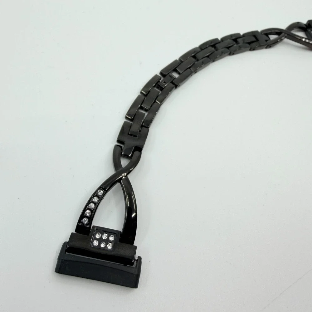 The Unbranded Brand this black