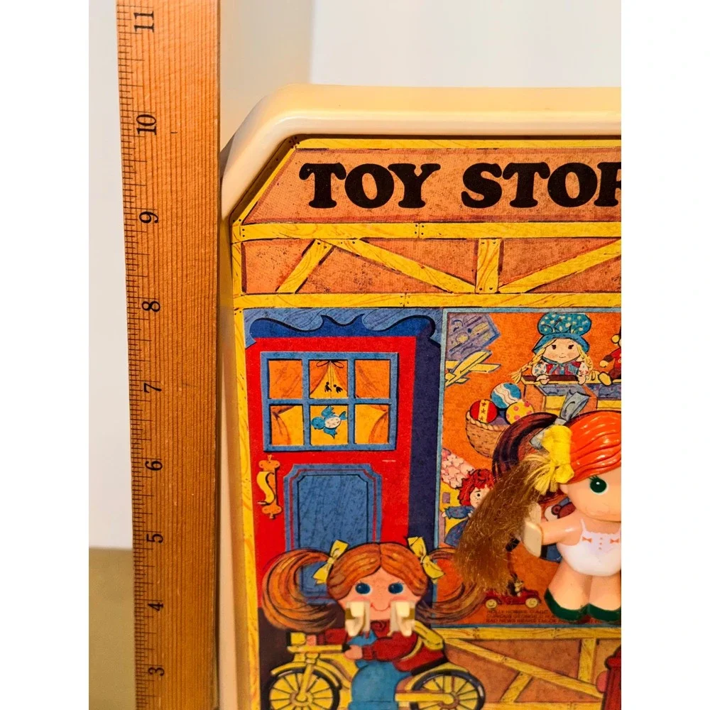 Vintage 1979 Knickerbocker Toy Co Dolly Pops Doll Toy‎ Store Playset with Figure