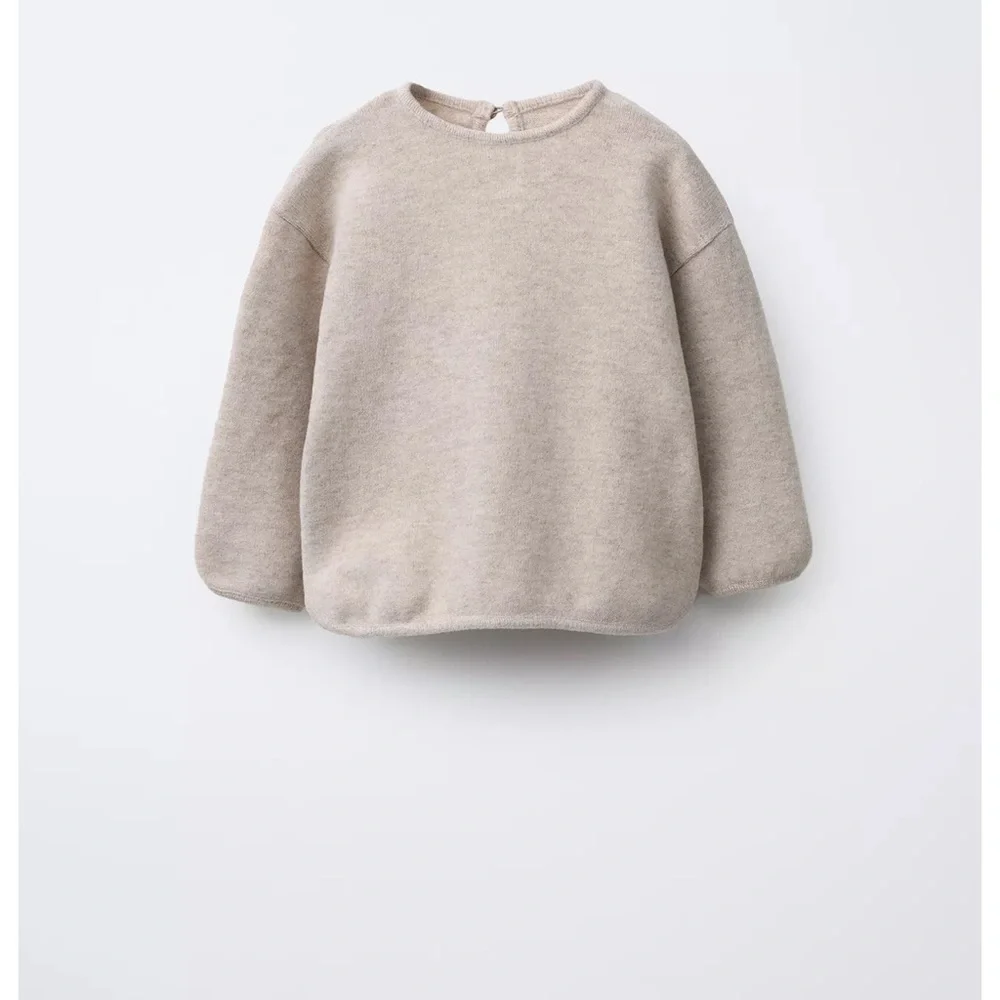 Zara Cozy Crewneck Sweater in Light Beige! NWOT IN GRAY! 6-9m