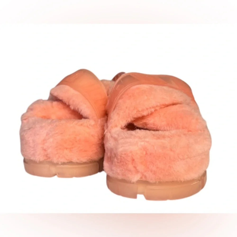 UGG cozy stylish