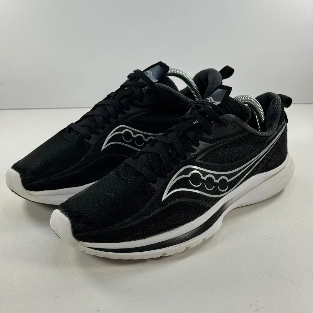Saucony Kinvara 13 Womens Running Shoes‎ Black White S10723-05 Size 10