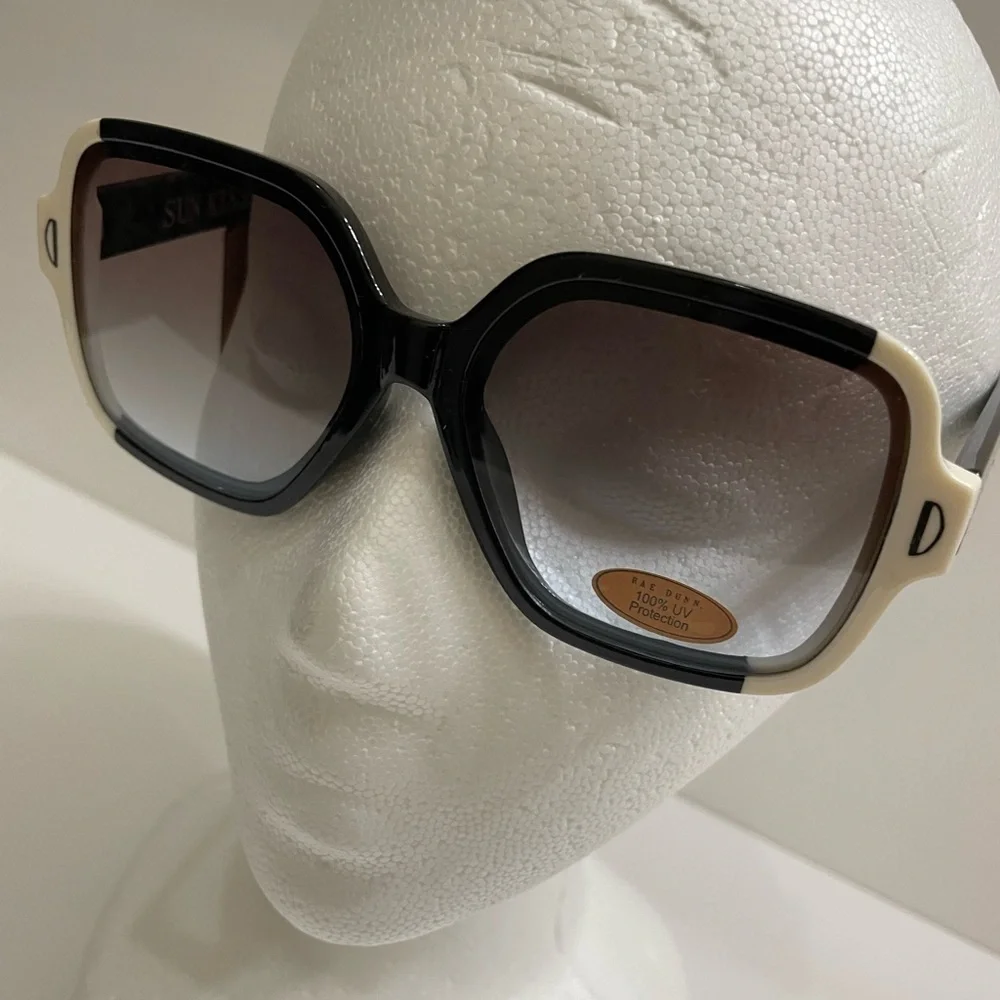 Rae Dunn black oversized
