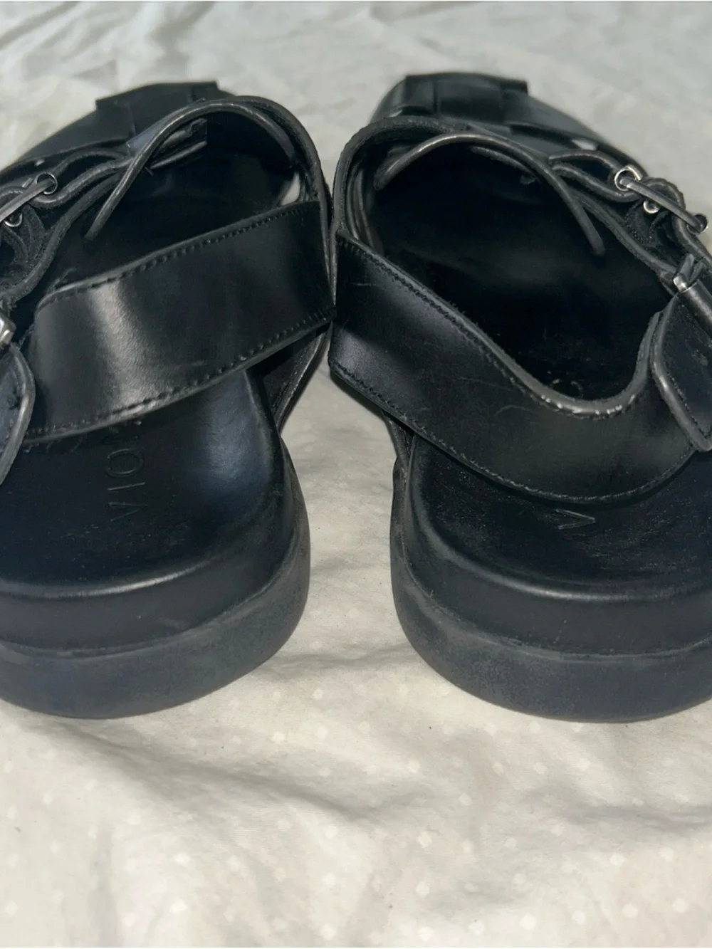 Vionic Men's Black Leather Fisherman Sandals Size 9