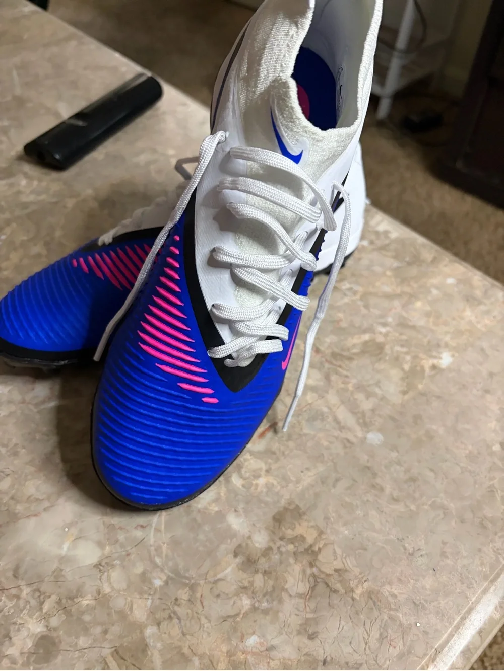 Nike men Blue / White / Pink Soccer indoor