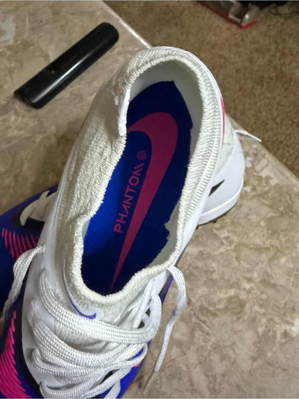 Nike men Blue / White / Pink Soccer indoor