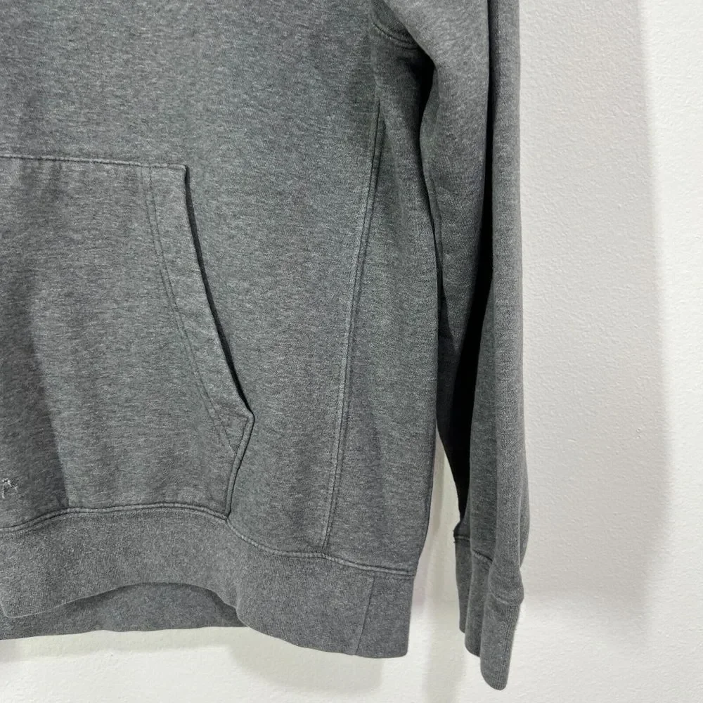 Nike icon sportswear