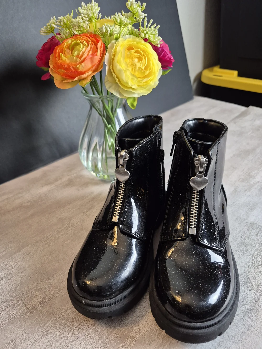 Cat&Jack! Heart Zip Front Ankle Boots! Toddler.Size 11