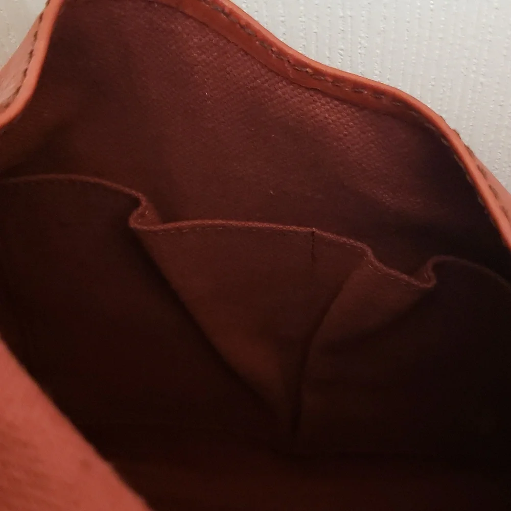 Frye pocket texture one
