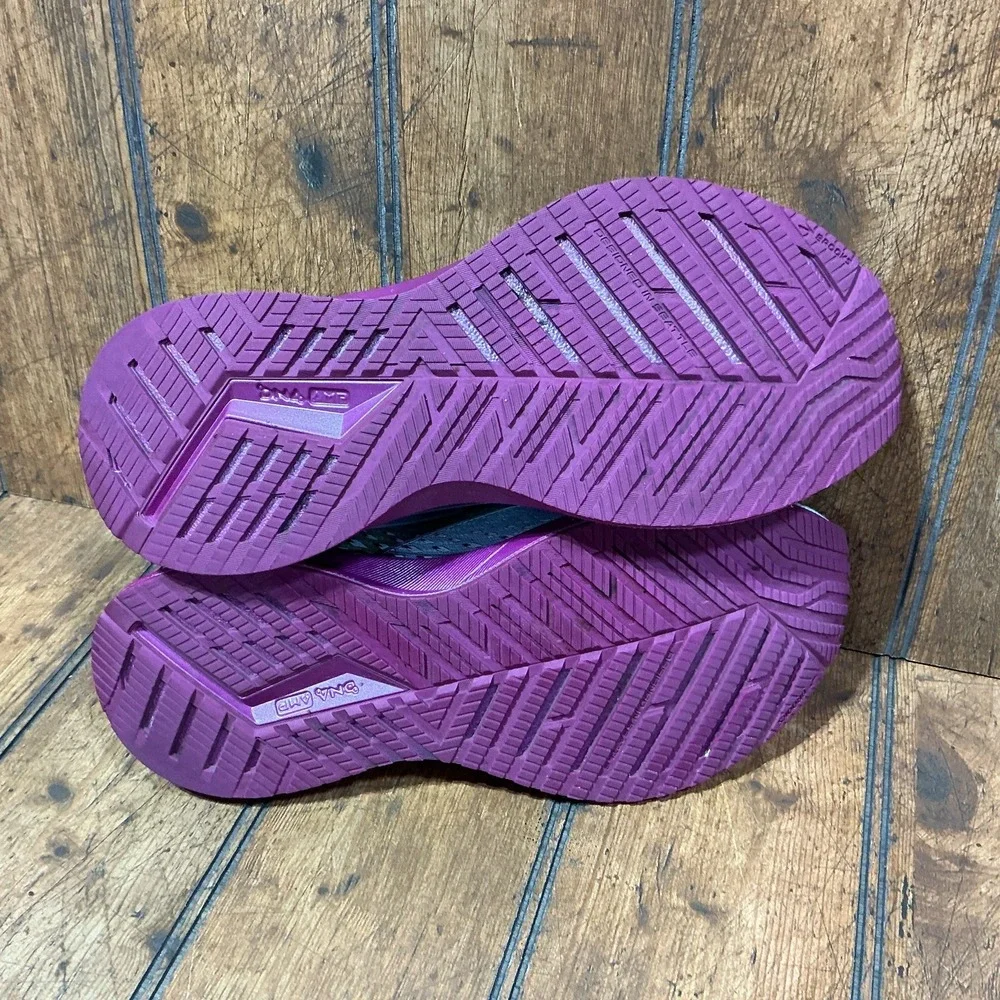 Brooks Levitate GTS 5 Women's Running Shoes Size 6.5 B (Medium) Gray Pink