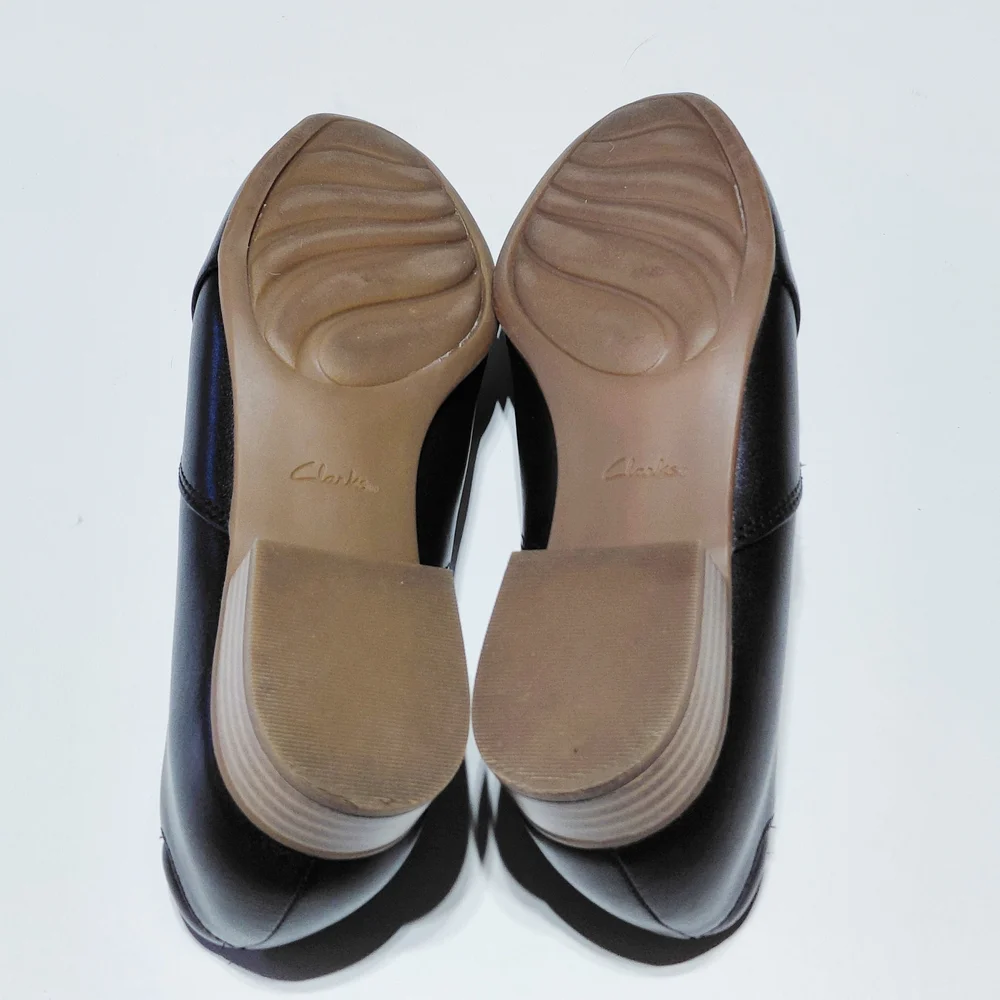 Clarks classic slip