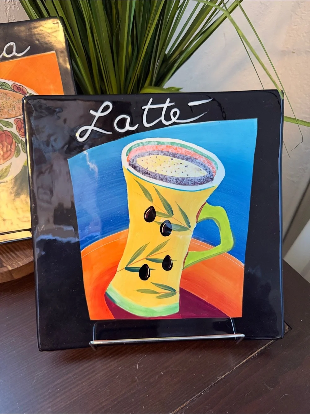 Mary Naylor art plate features