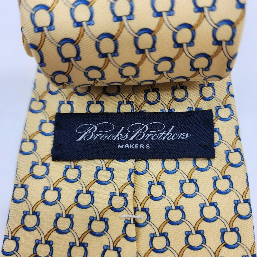 Brooks Brothers Makers Silk Tie 3.5