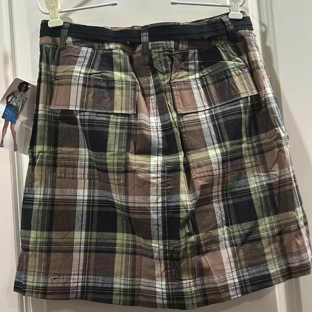 NWT White Stage plaid stretchy Skort ZipUp Belted deep pockets for phone size 8
