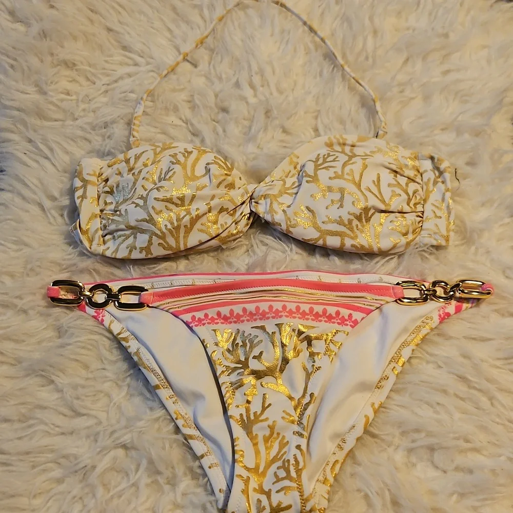Victorias Secret dive into