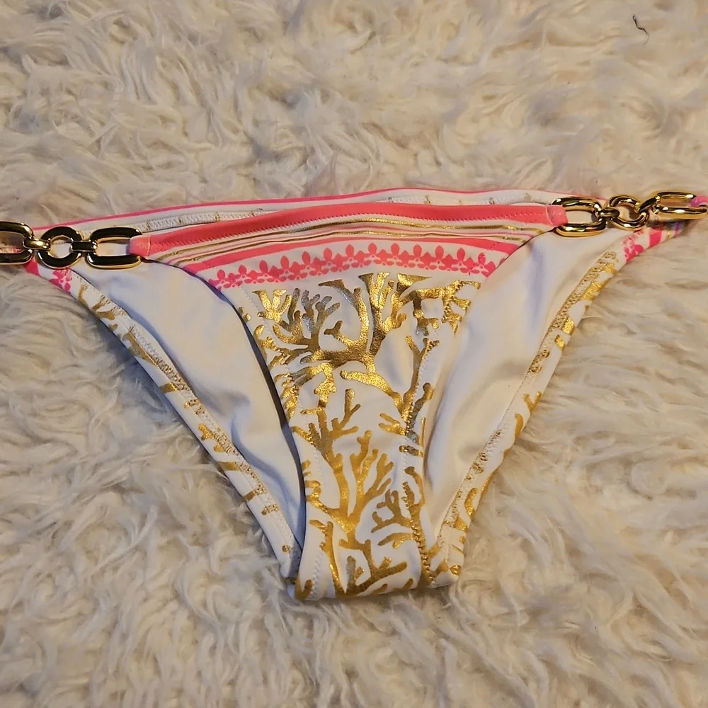 Victorias Secret dive into