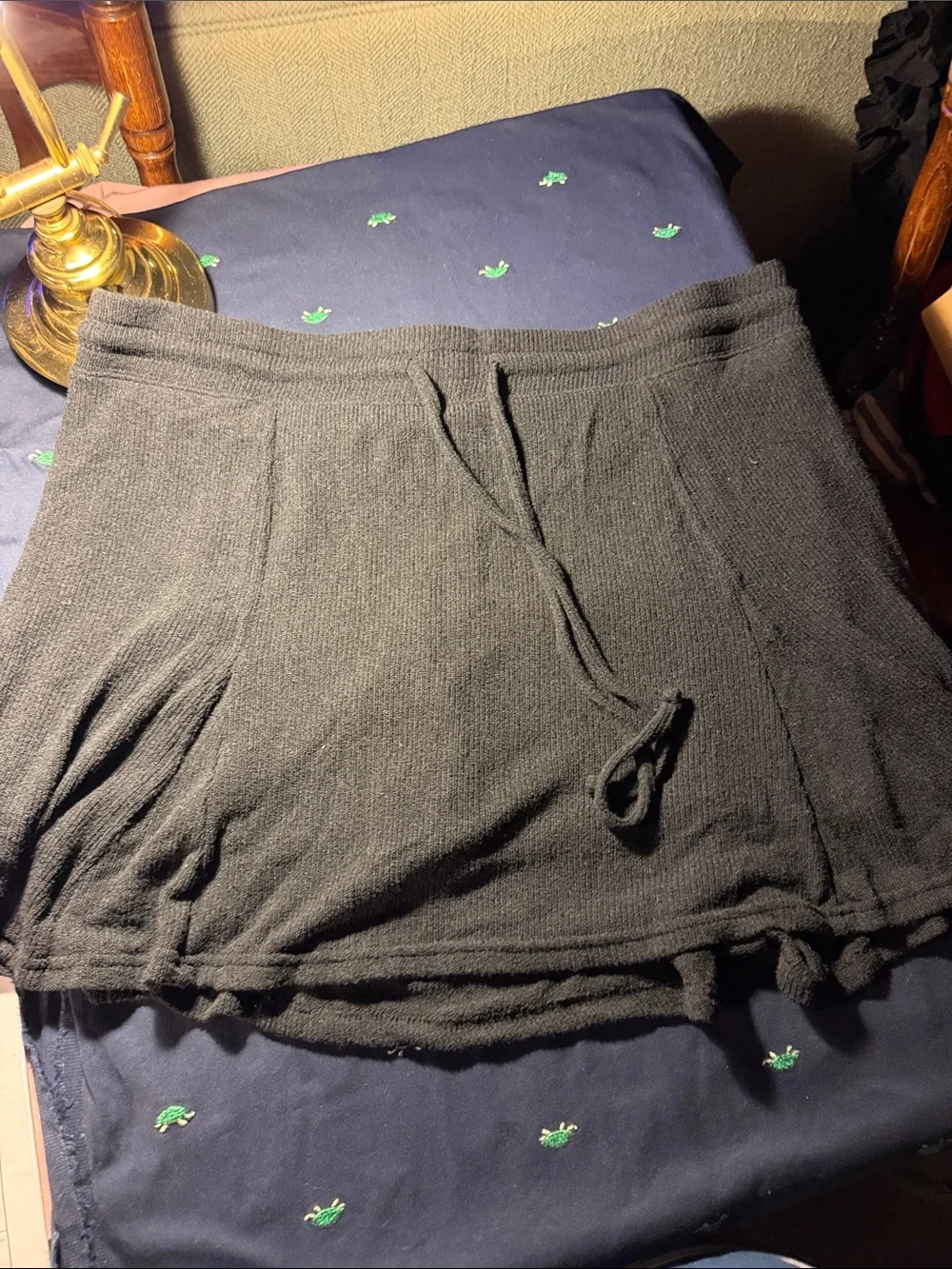 YITTY Black Knit Lounge Skort with Drawstring