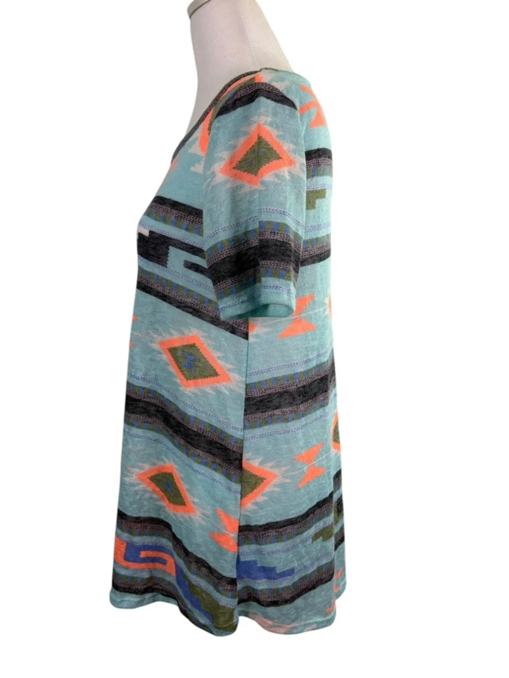 Million Bullpup Turquoise Aztec Southwestern Short Sleeve Knit Tunic Top Medium